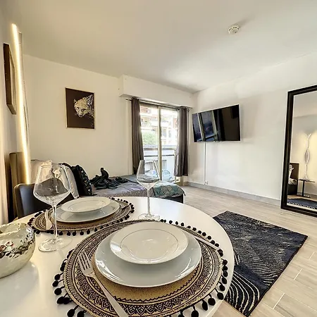 Evasion : Baignoire Spa, Ac, Wifi, Netflix Lägenhet Cannes